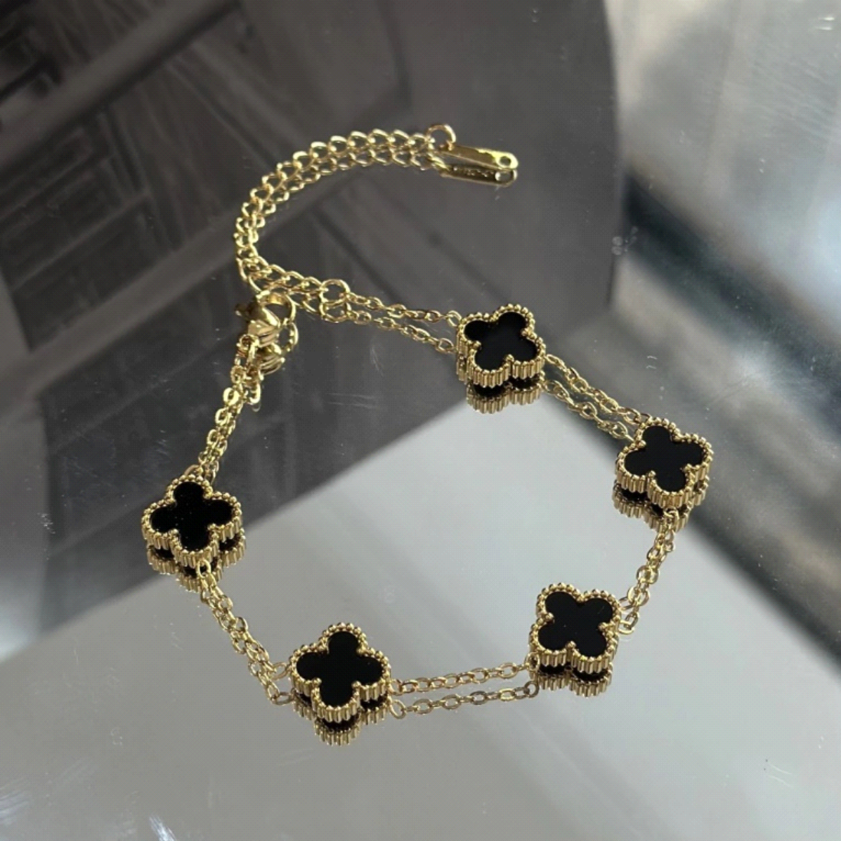 Pulseira Trevo Esmaltada